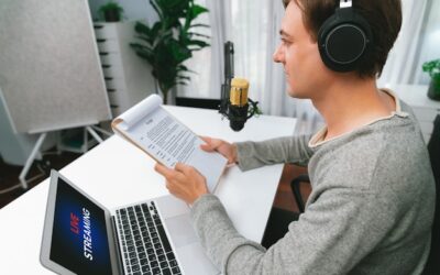 Czym jest tłumaczenie symultaniczne i jak działa?