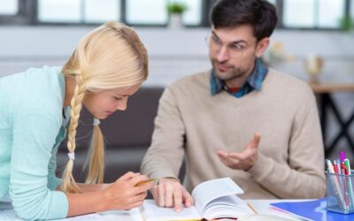 Kim można być po pedagogice i jakie drogi kariery się otwierają?