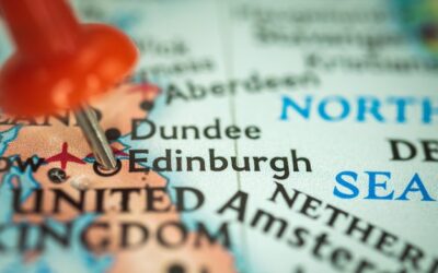 Ile zarabia tłumacz polsko angielski i co wpływa na jego wynagrodzenie