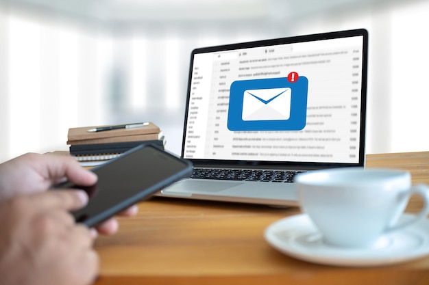 Jak napisać e mail formalny po angielsku, aby wzbudzić dobre wrażenie?