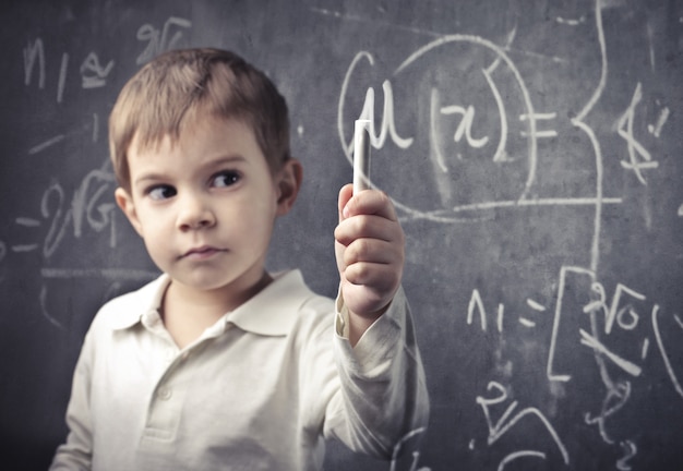 Jak pomóc dziecku w nauce tabliczki mnożenia?