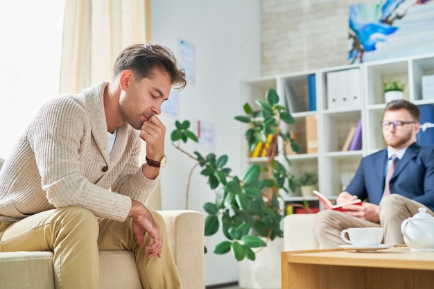 Czy warto iść na psychologię i czego można się spodziewać?