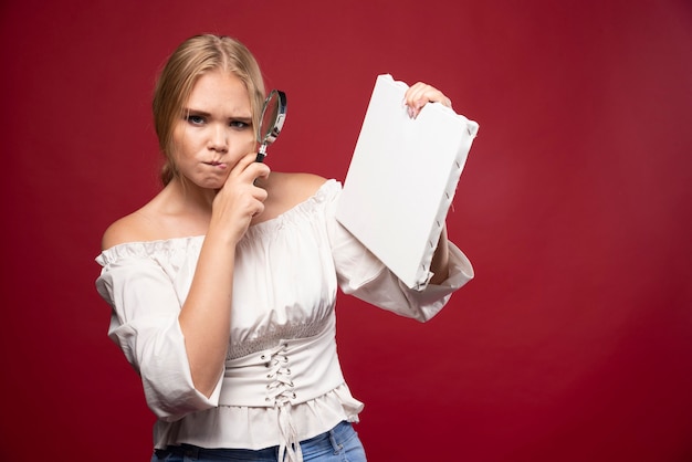 Jak sprawdzić błędy w tekście i uniknąć powtarzających się pomyłek?