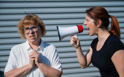 Ton głosu to komunikat werbalny czy niewerbalny?